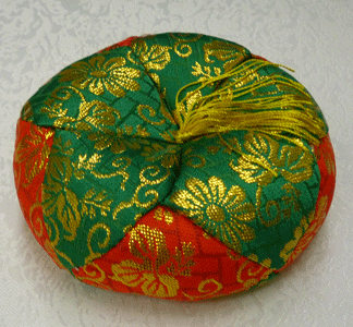 �������